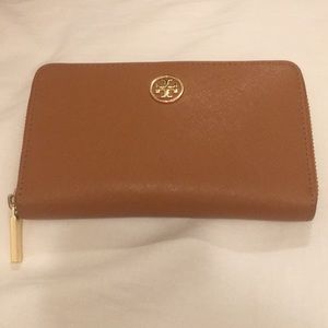 Tory Burch Wallet